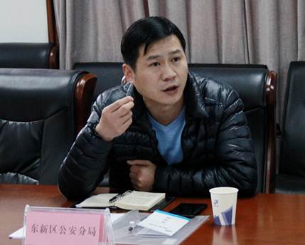 说明: 。。